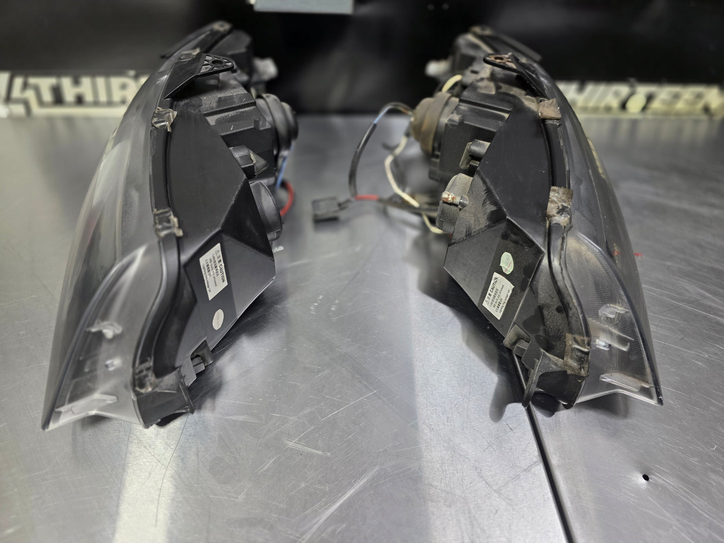 04-06 PONTIAC GTO SPYDER HALO HEADLIGHTS #N794