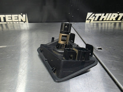 08-16 FORD F250/350 12 VOLT POWER OUTLET 9C34-25047A82-E OEM #N784