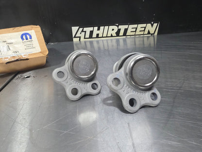 00-04 DODGE DAKOTA FRONT UPPER BALL JOINTS CEXMD471 MOPAR OEM #N857